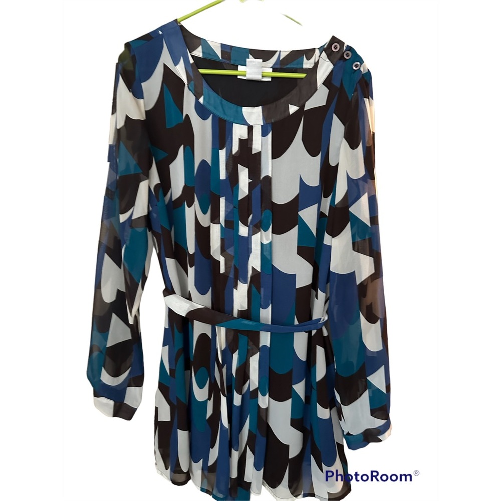 👚✨Multicolor Tunic with Self-Belt and Button Detail 3 tops for $20